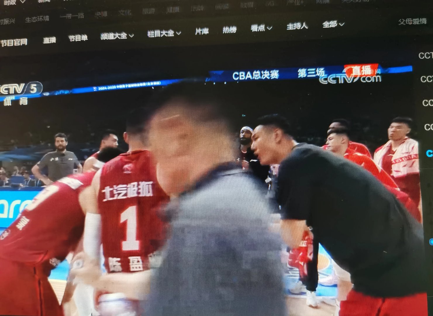 包含热门球队赢球士气高涨,备战下一场比赛的词条 包含热门球队赢球士气高涨,备战下一场比赛的词条