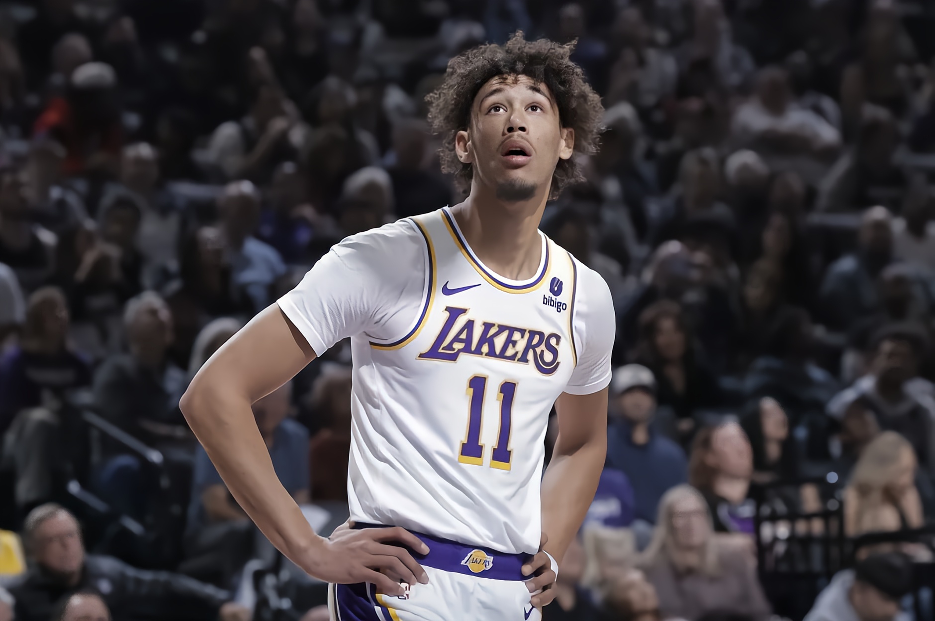 星空体育中国官网-湖人中锋恢复状态出战精彩表现令人期待