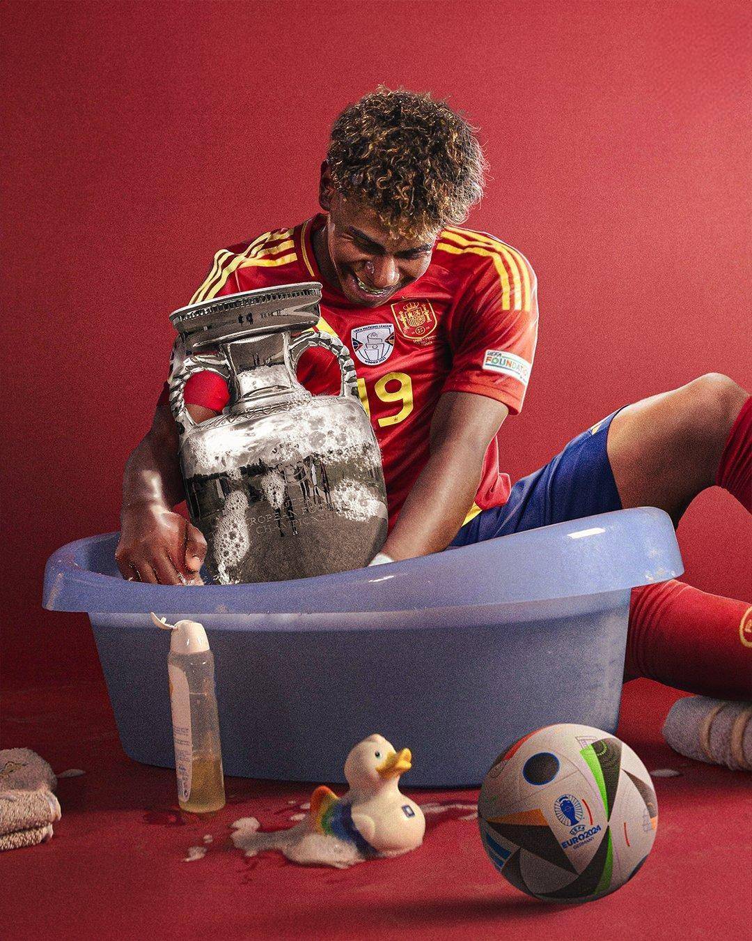 星空体育app下载-包含皇家马德里力克死敌，夺得足总杯冠军的词条