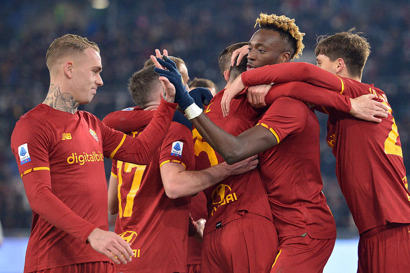 星空体育vip注册-意甲强强对决展开，卫冕冠军雄心勃勃