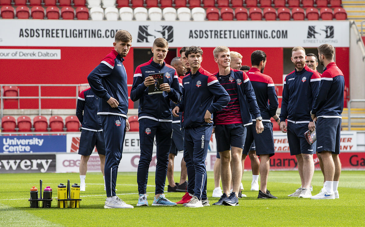 关于米兰新帅率队告捷,球队整体表现提升的信息 关于米兰新帅率队告捷,球队整体表现提升的信息